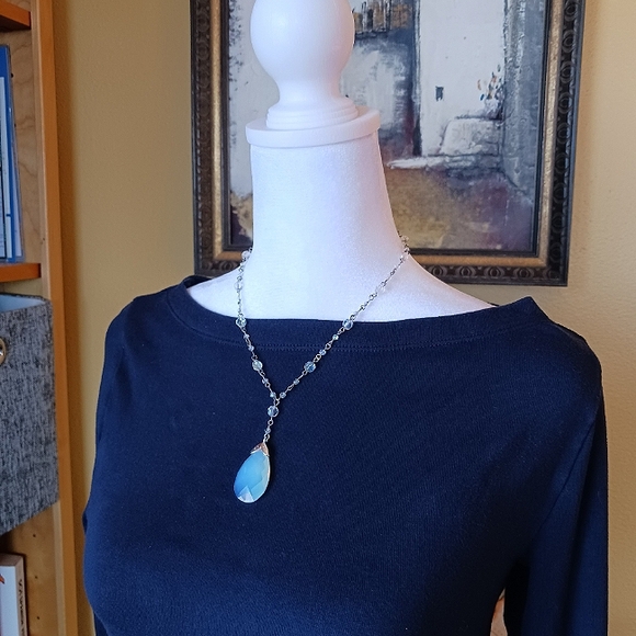 AVON PENDANT NECKLACE Opalescent blue white silvertone vintage adjustable t… - Picture 13 of 13